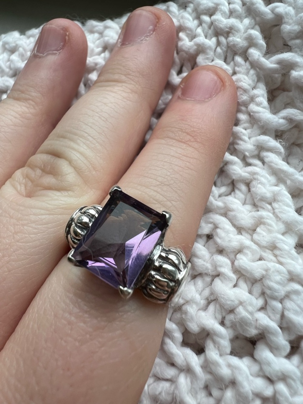Vintage Sterling Silver Ring w/ Faceted Purple Gemstone - 3 leaf clover design